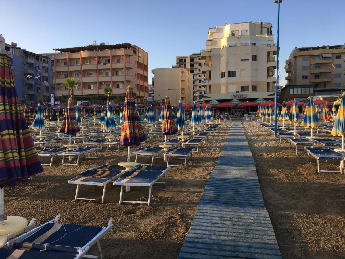 Spacious 2 Bedroom Apartment In Durres Beach Buitenkant foto